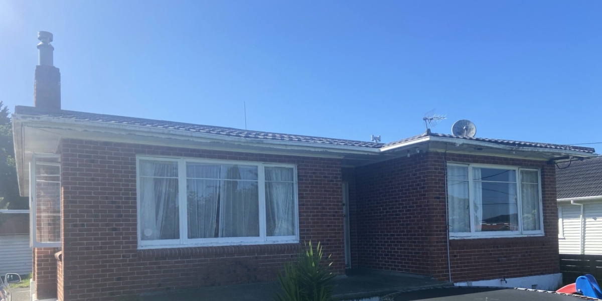 4 River Road, Te Atatu Peninsula,   NZ