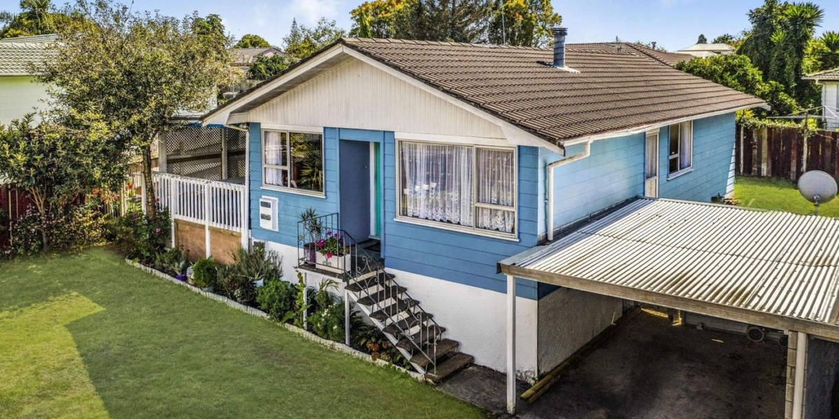 1/17 Carter place, Manurewa,   NZ