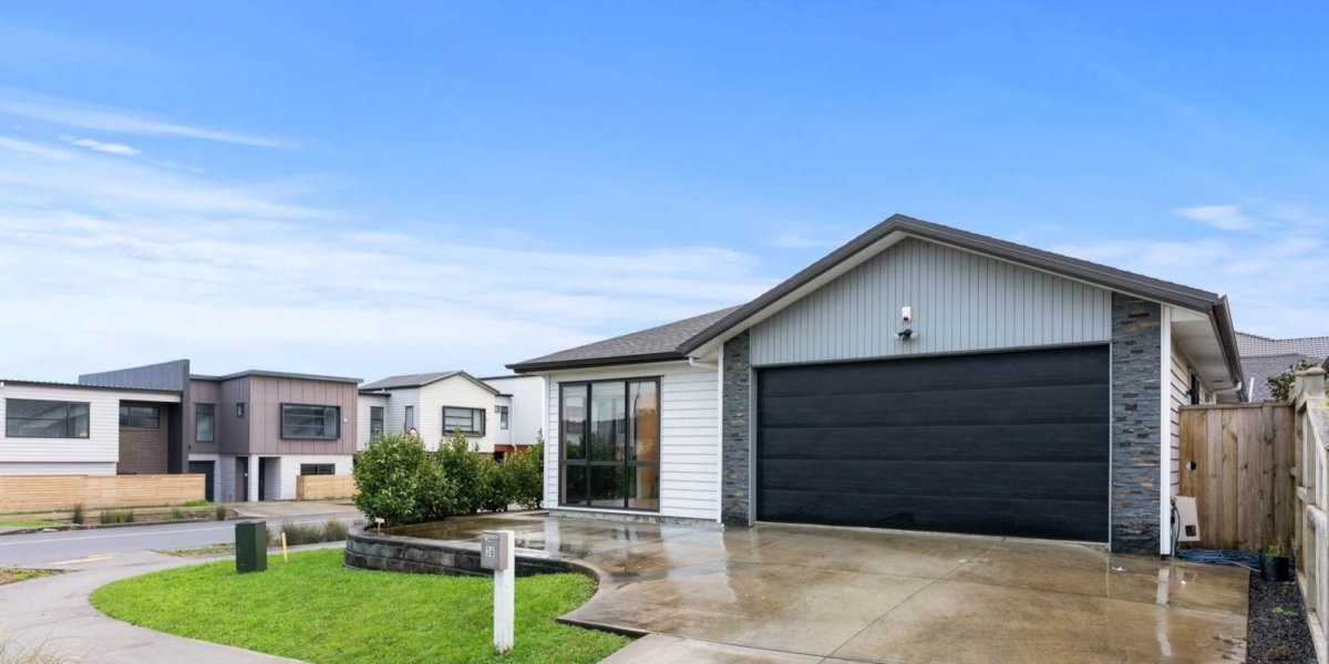 36 Whakatupu Road, Flat Bush,   NZ