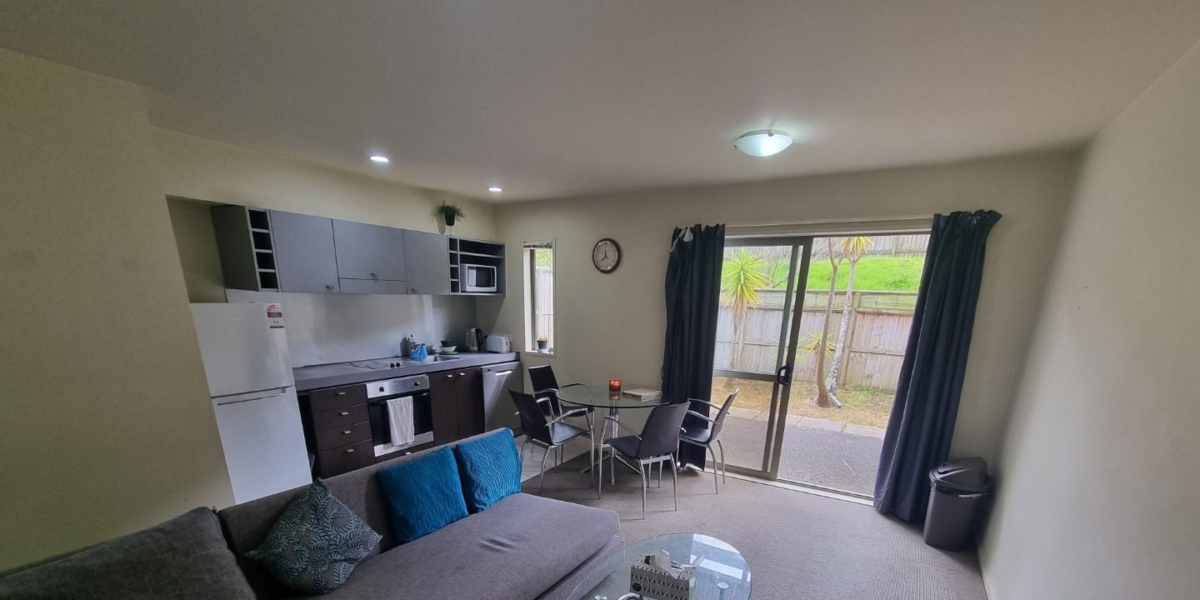 15a/21 Hunters Park Drive, Three Kings,   NZ