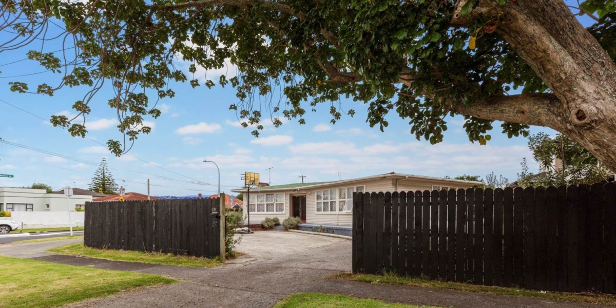 49 Hoteo Avenue, Papatoetoe,   NZ