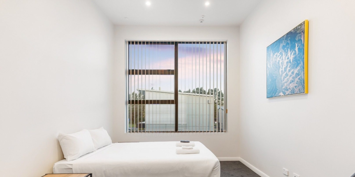 Room 4/302 Te Irirangi Drive, Flat Bush,   NZ