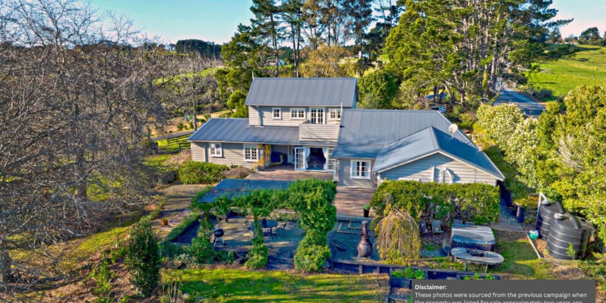 284 Whitford Park Road, Whitford,   NZ