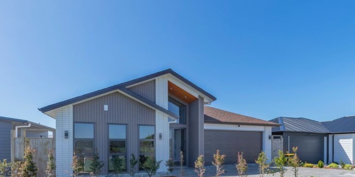 55 Clarks Beach Road, Clarks Beach,   NZ