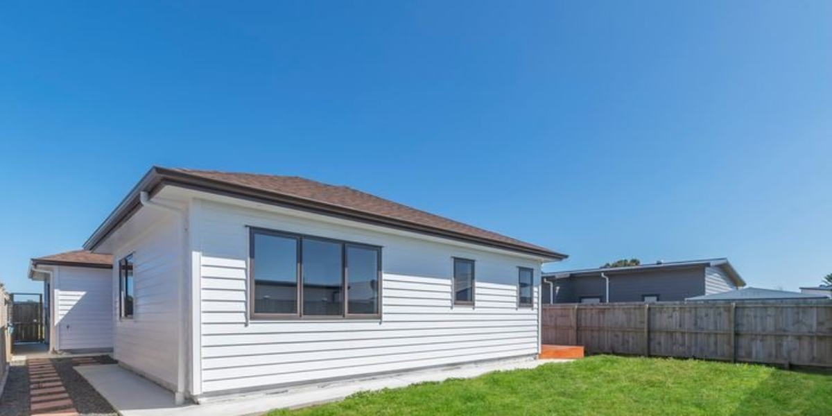 55 Clarks Beach Road, Clarks Beach,   NZ