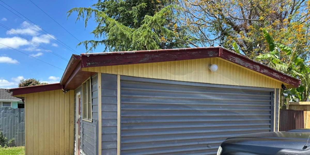 42 Harania Avenue, Favona,   NZ