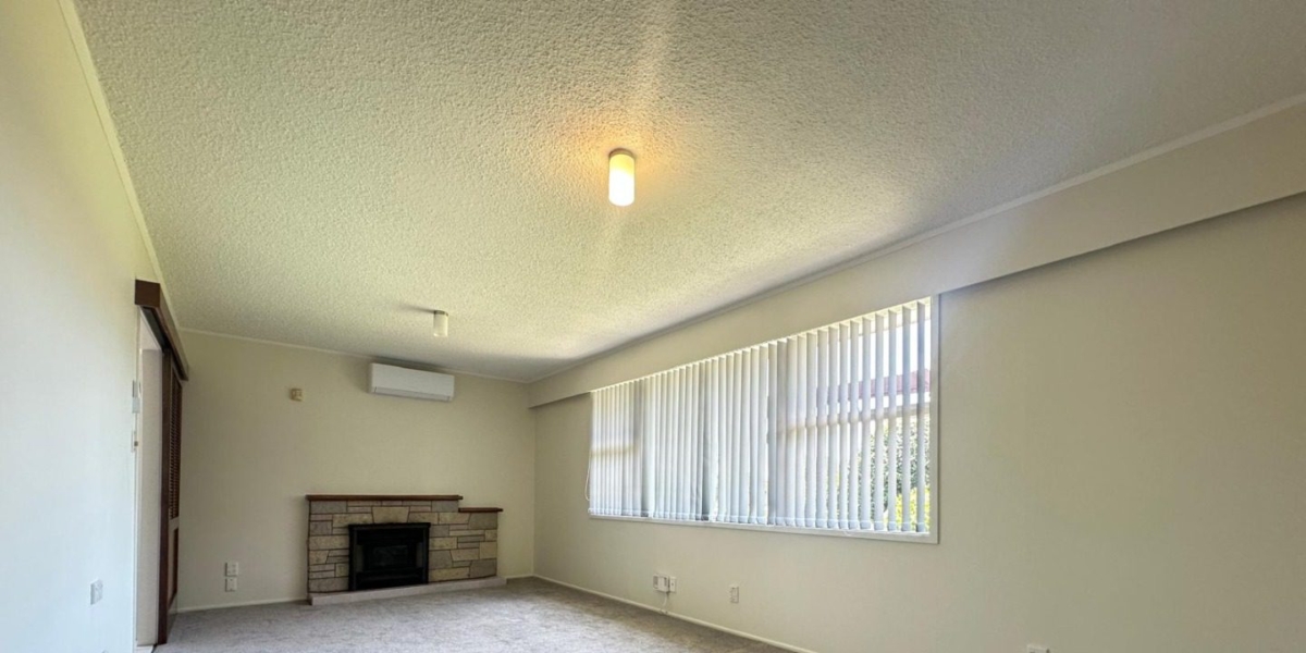 42 Harania Avenue, Favona,   NZ