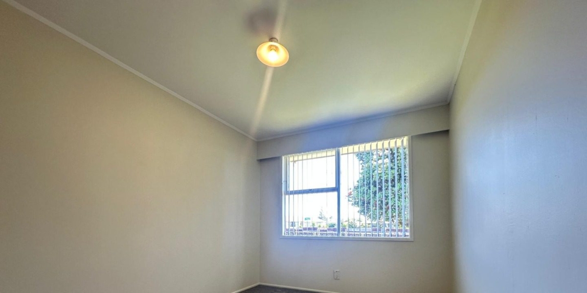 42 Harania Avenue, Favona,   NZ