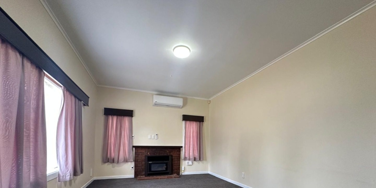 24 Cleek Road, Mangere East,   NZ