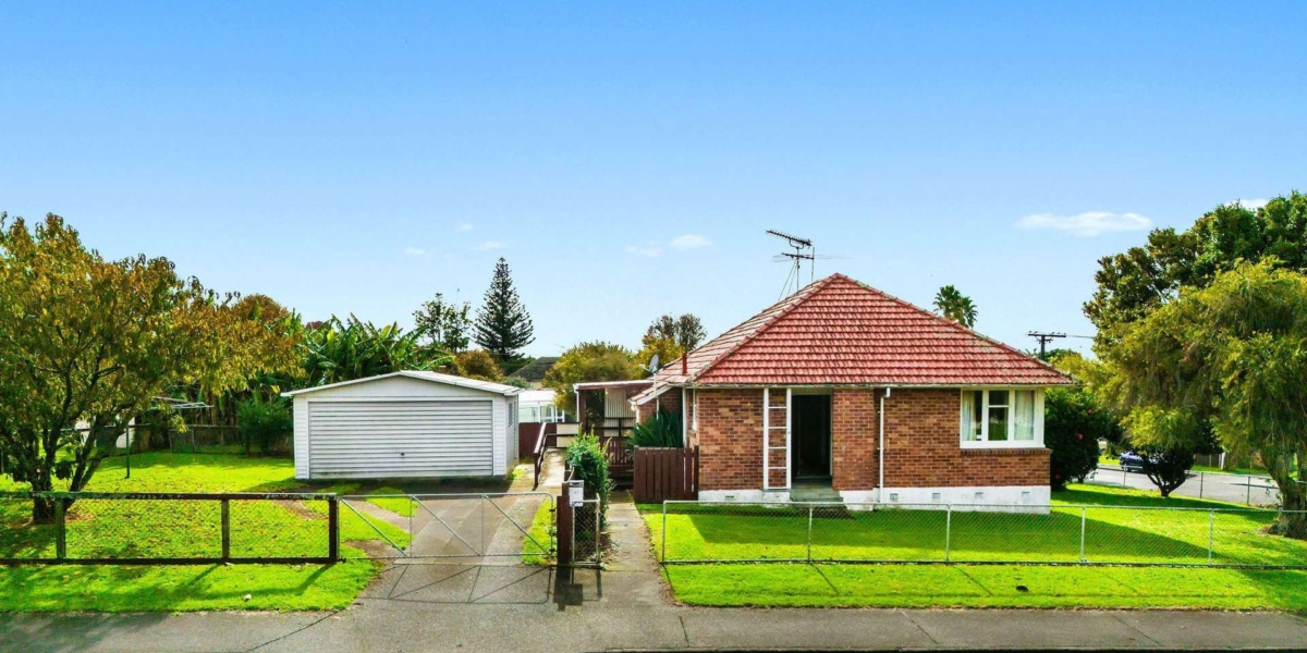 17 Ngarimu Road, Panmure,   NZ