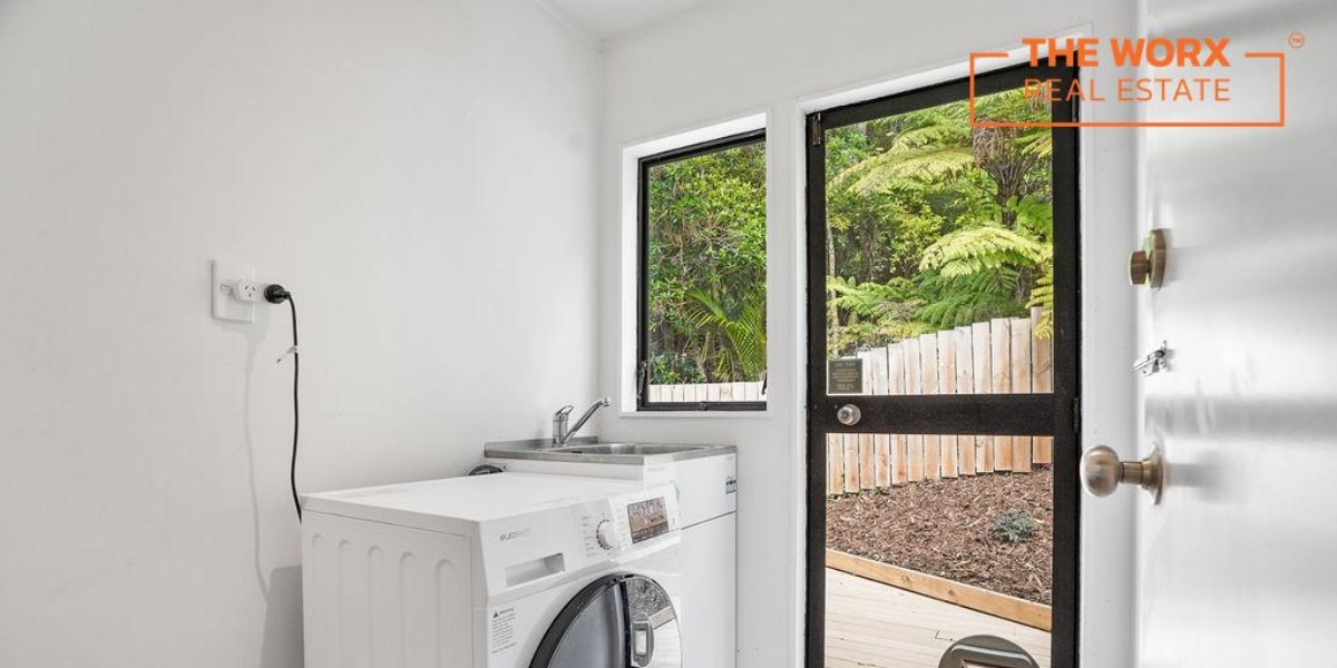 1/30 Simon Ellice Drive, Bayview, Auckland 0629 NZ