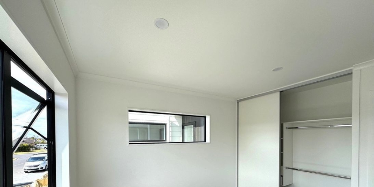 56F Cyclamen Road, Mangere,   NZ
