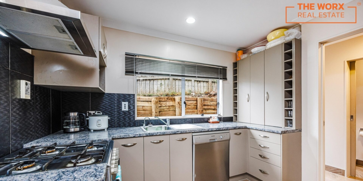 5/24 Blockhouse Bay Road, Avondale, Auckland 1026 NZ