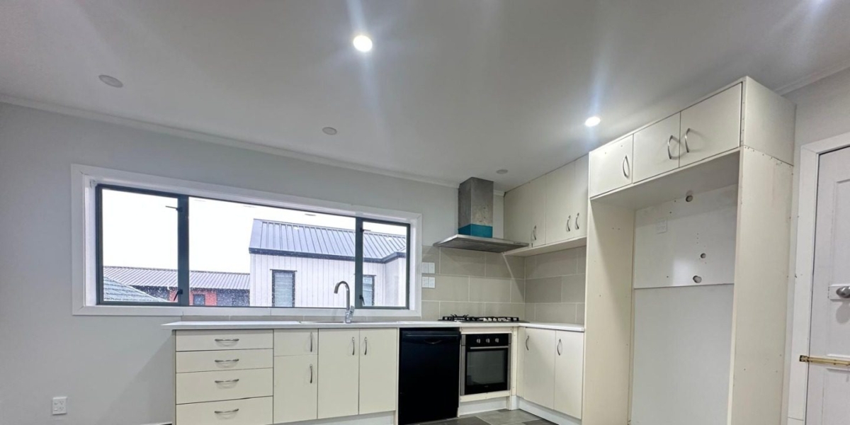 720 Massey road, Mangere,   NZ