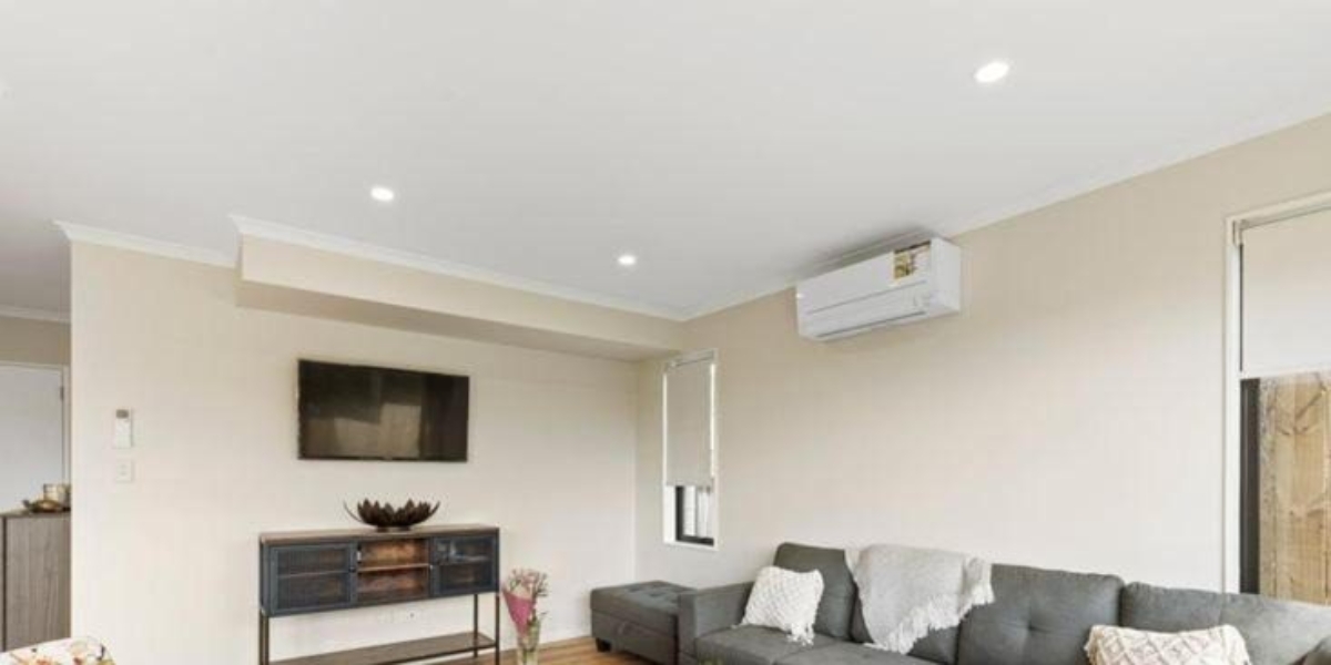 13D Bel Air Drive, Hillsborough,   NZ