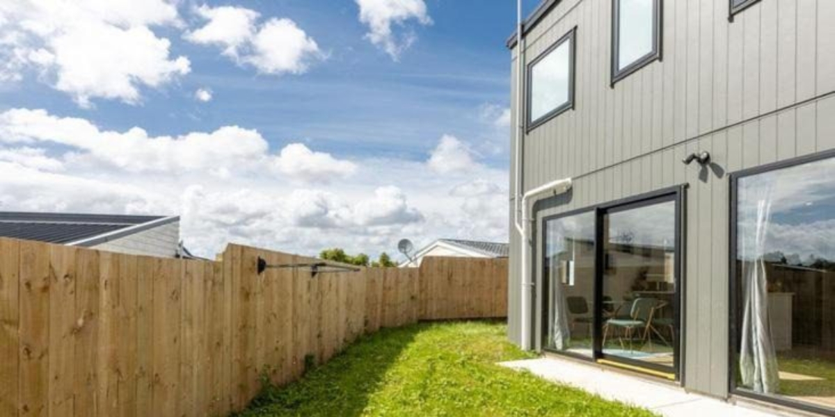 13D Bel Air Drive, Hillsborough,   NZ