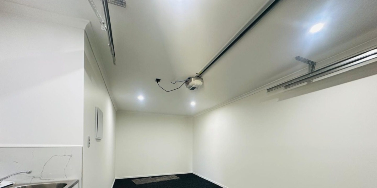 78 Joseph Street, Flat Bush,   NZ