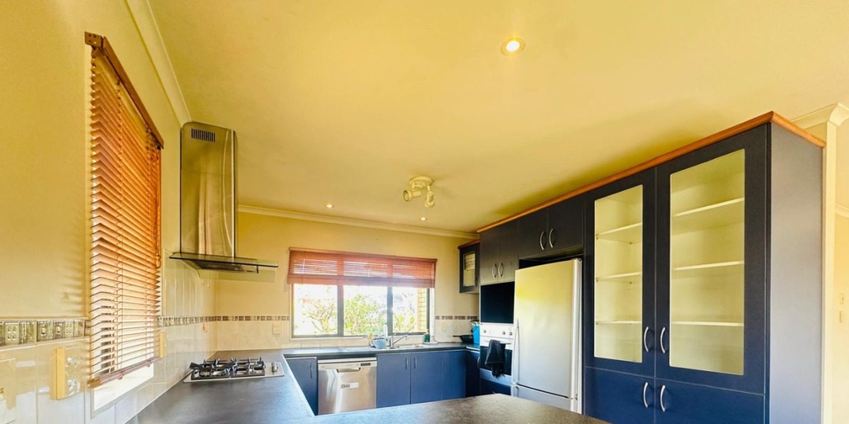 5 Drumbeg Close, Flat Bush,   NZ