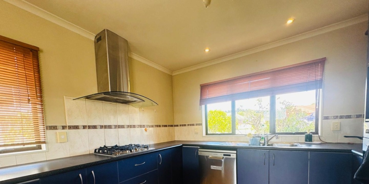 5 Drumbeg Close, Flat Bush,   NZ