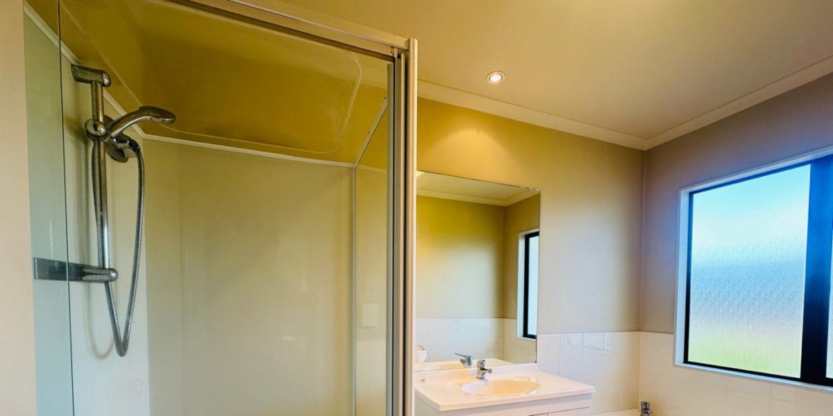 5 Drumbeg Close, Flat Bush,   NZ