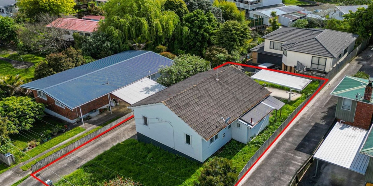 17A Kereru Street, Henderson,   NZ