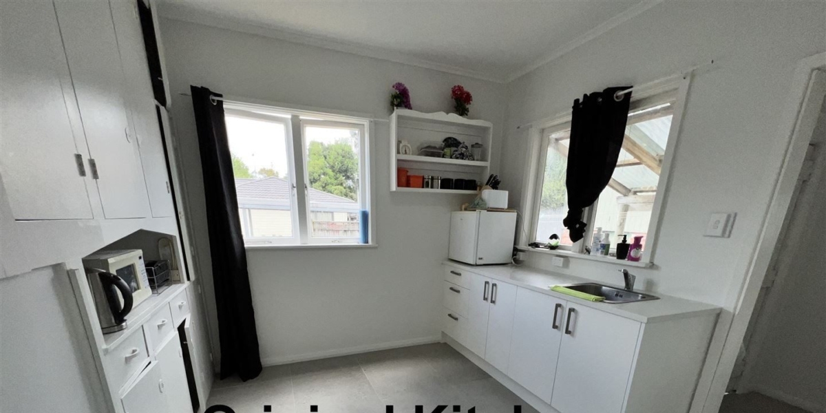 17A Kereru Street, Henderson,   NZ