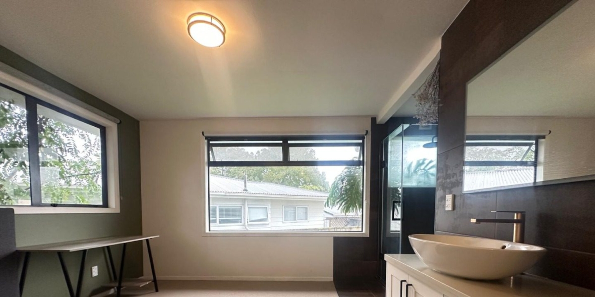 24B Duncan Ave, Te Atatu South,   NZ