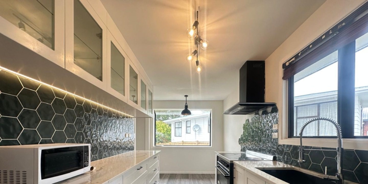 24B Duncan Ave, Te Atatu South,   NZ
