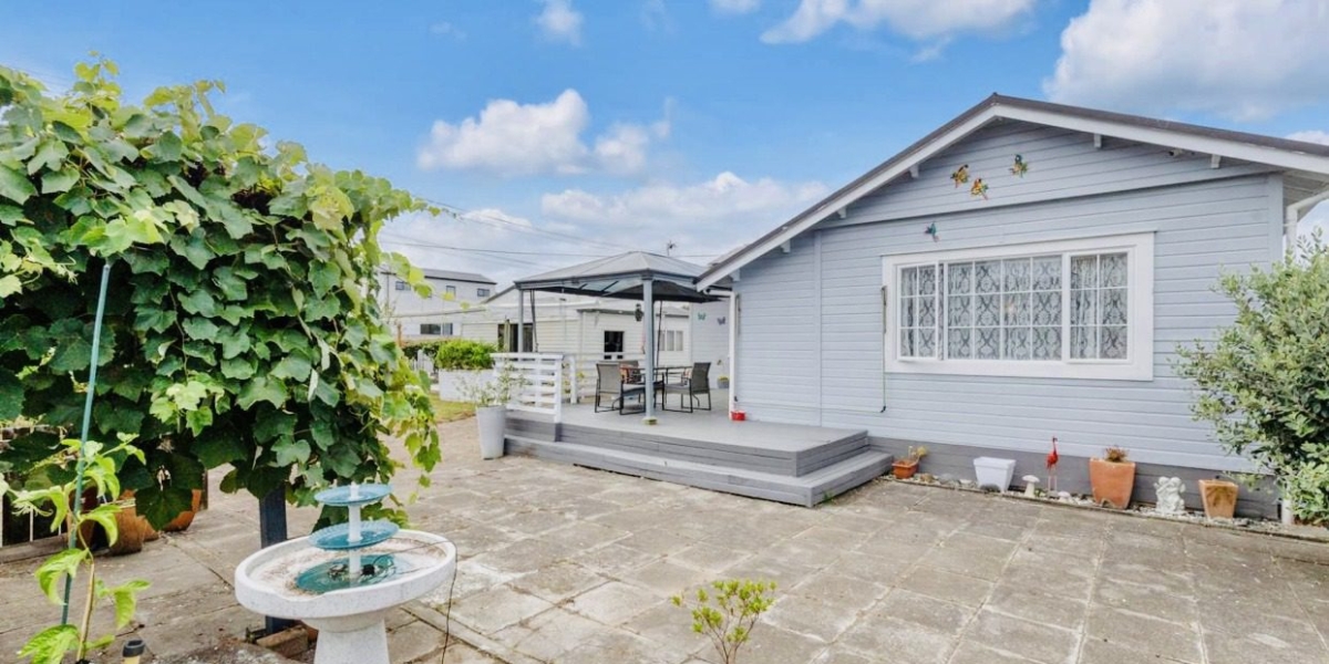 20 View Road, Papakura,   NZ