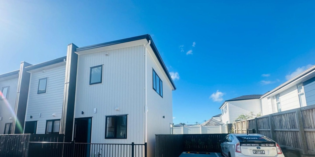 14/25 Titoki Street, Te Atatu Peninsula,   NZ