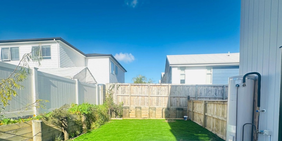 14/25 Titoki Street, Te Atatu Peninsula,   NZ