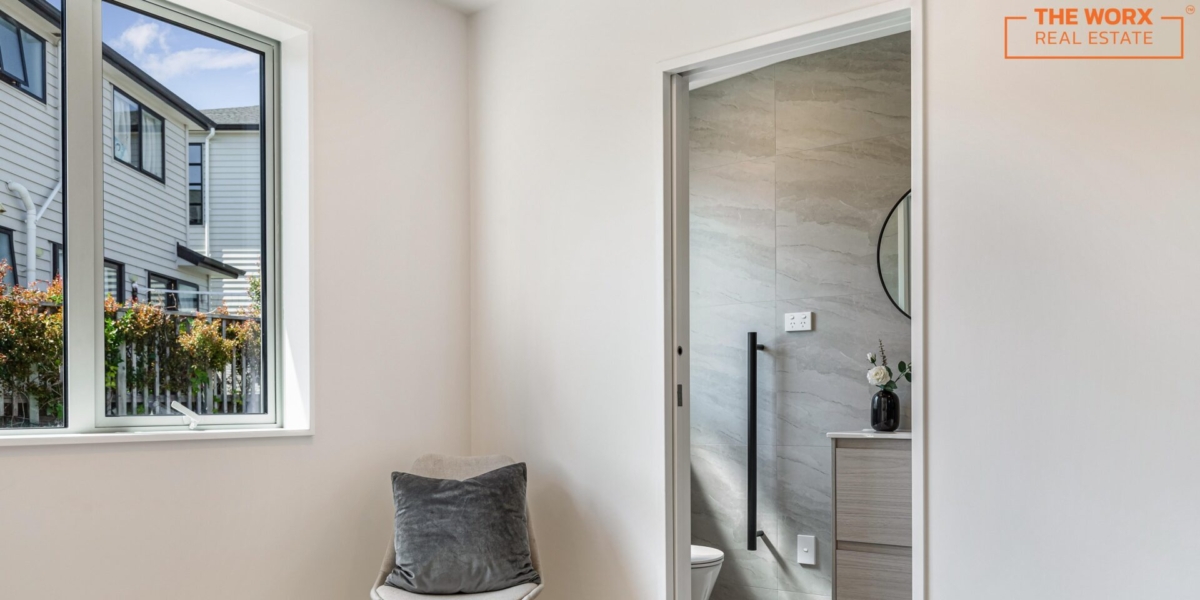 37 Lawson Creek Street, Massey, Auckland 0614 NZ