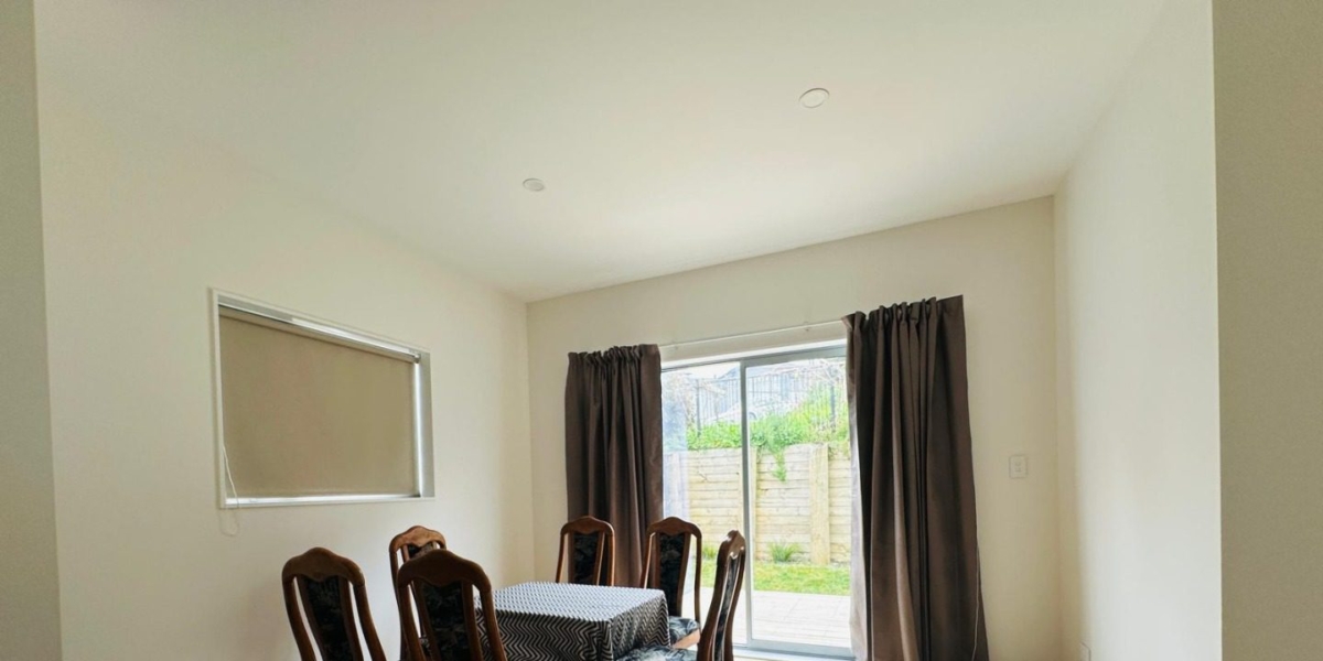 39 Lawson Creek Street, Massey,   NZ