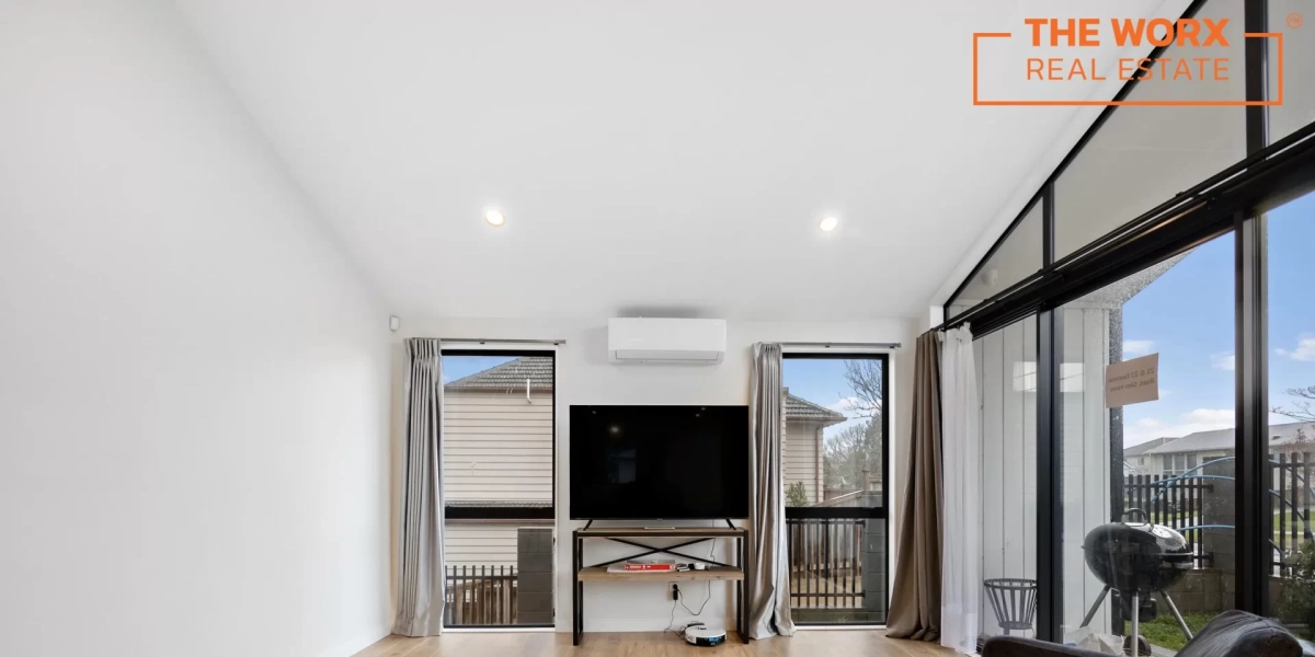 21 Eastview Road, Glen Innes, Auckland 1072 NZ