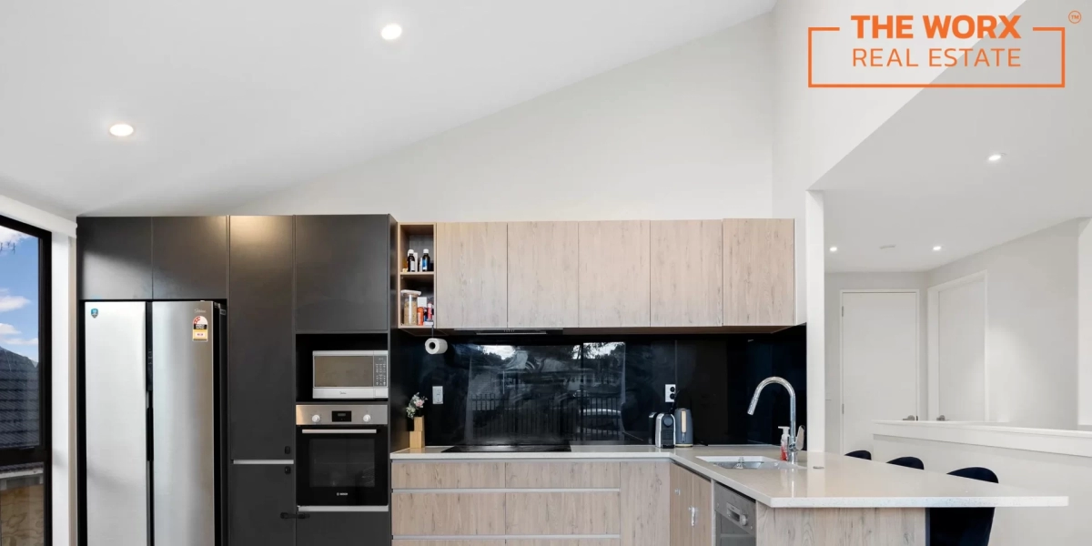 21 Eastview Road, Glen Innes, Auckland 1072 NZ