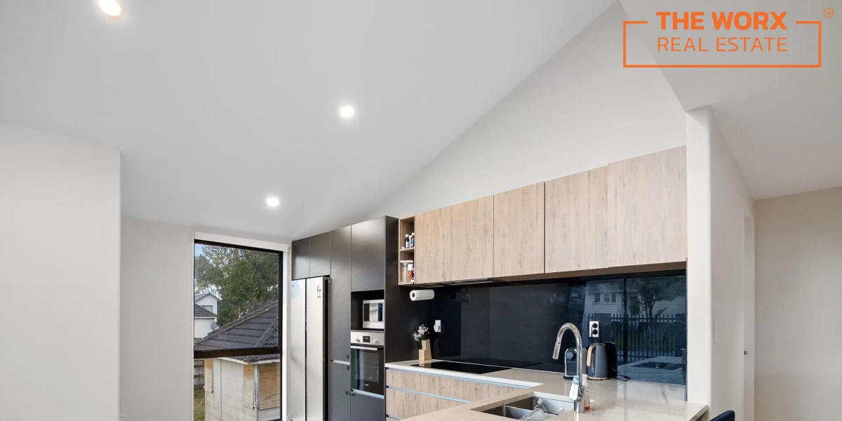 21 Eastview Road, Glen Innes, Auckland 1072 NZ