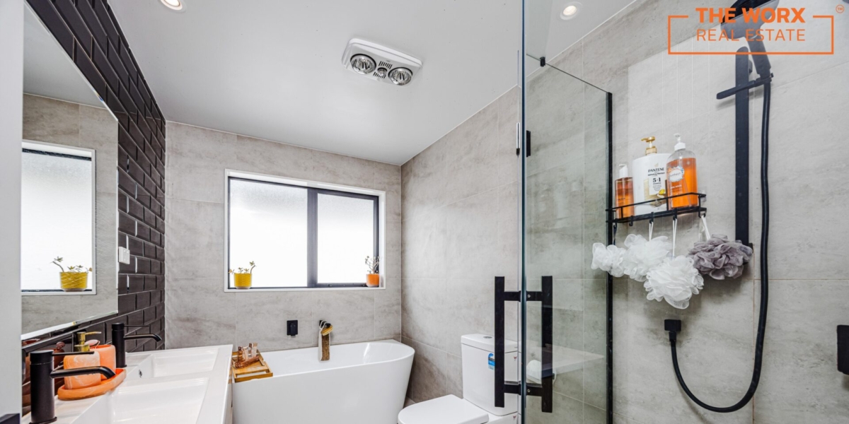 13B Yule Place, Massey, Auckland 0614 NZ