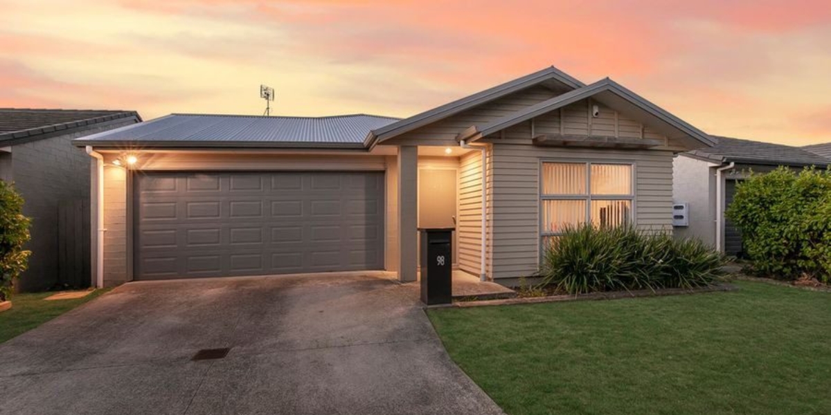 98 Popokatea Drive, Takanini,   NZ