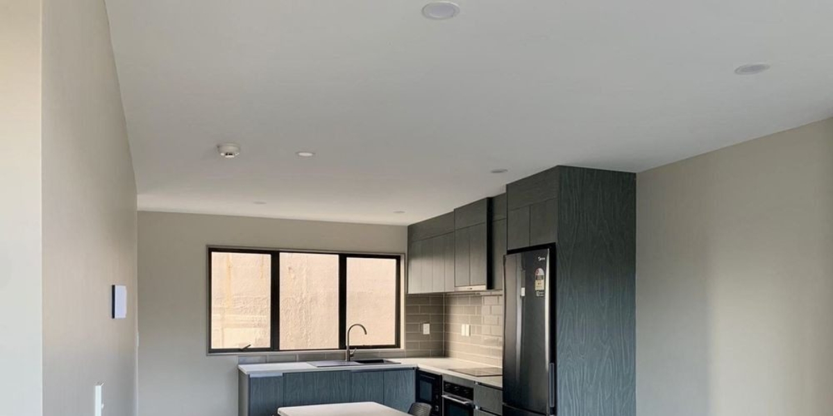 2/243 Mount Albert Road, Sandringham,   NZ