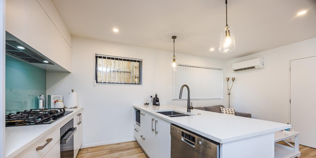 33 Tamaki Avenue, Otahuhu,   NZ