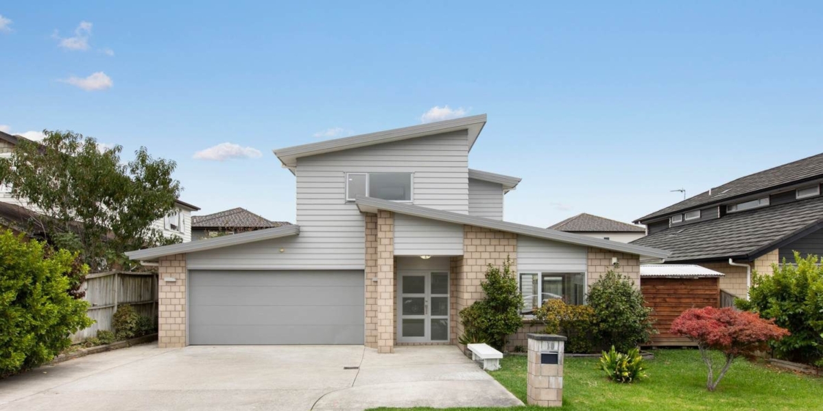 10 Coolaghy Drive, Flat Bush,   NZ