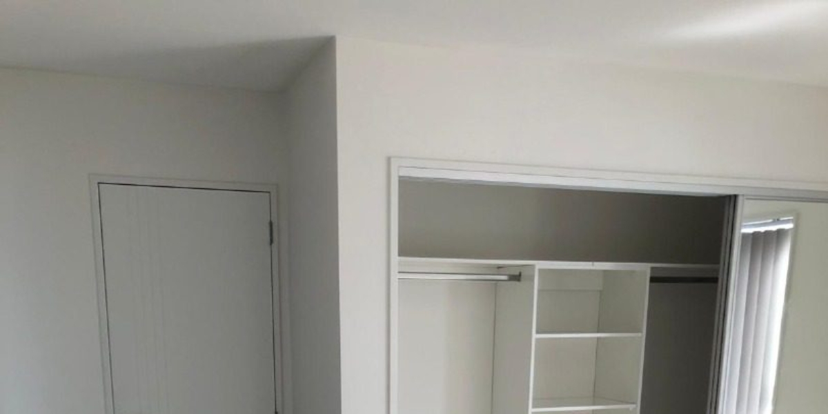 466A Massey Road, Mangere East,   NZ