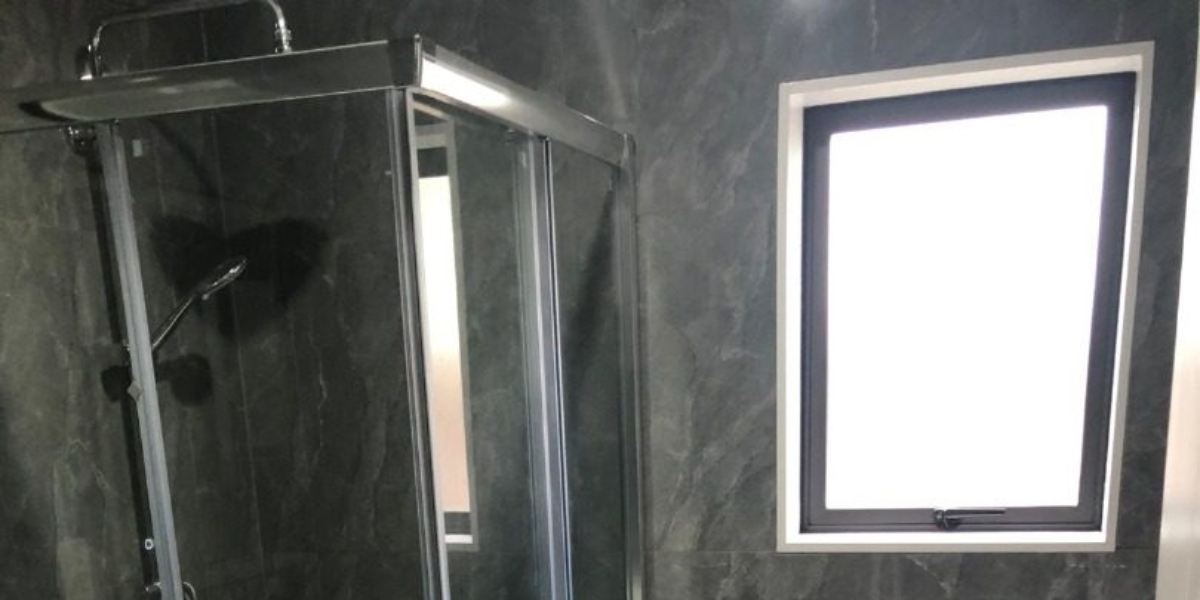 466A Massey Road, Mangere East,   NZ