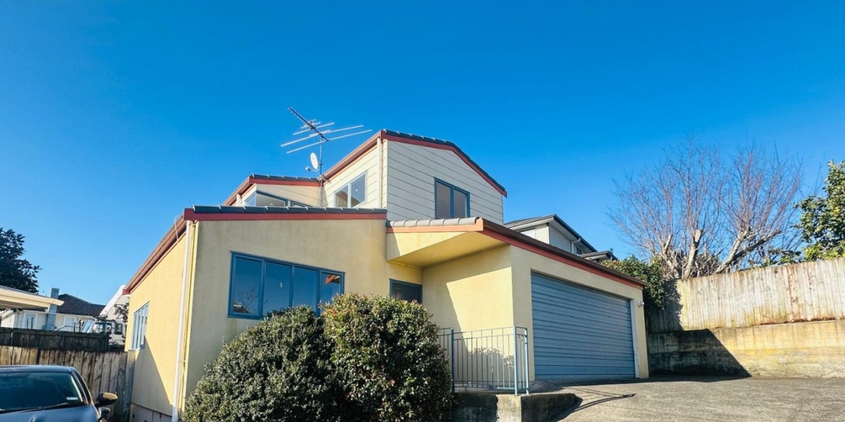 1/5 Carole Crescent, Pakuranga,   NZ