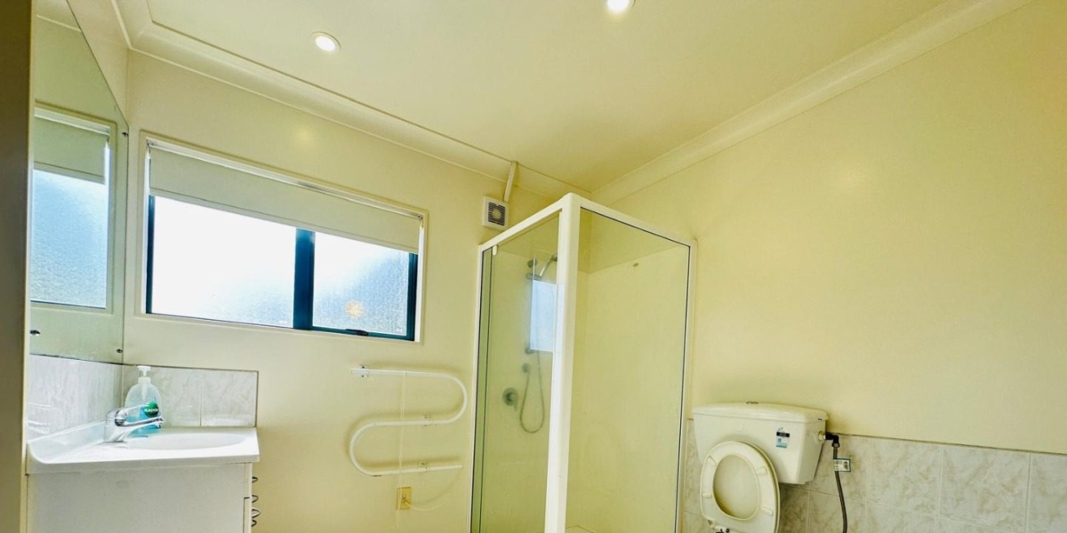 1/5 Carole Crescent, Pakuranga,   NZ