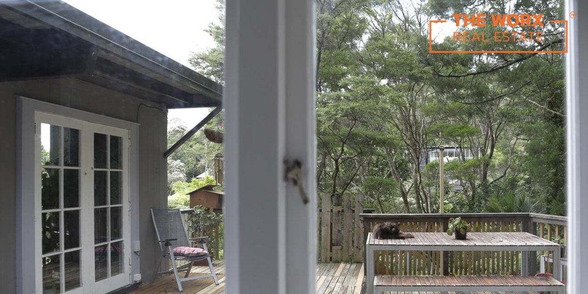 103 Laingholm Drive, Laingholm, Auckland 0604 NZ