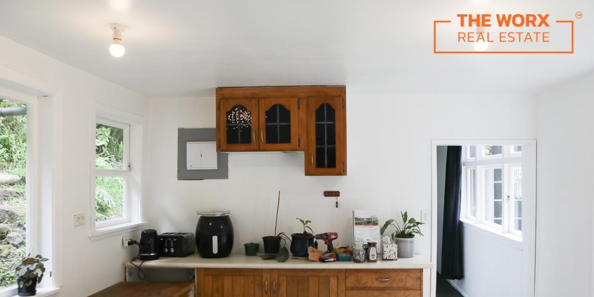 103 Laingholm Drive, Laingholm, Auckland 0604 NZ