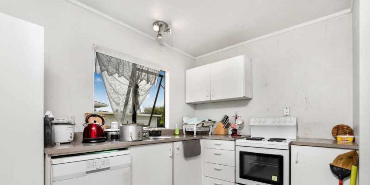 2/20 Eulogy Place, Randwick Park,   NZ