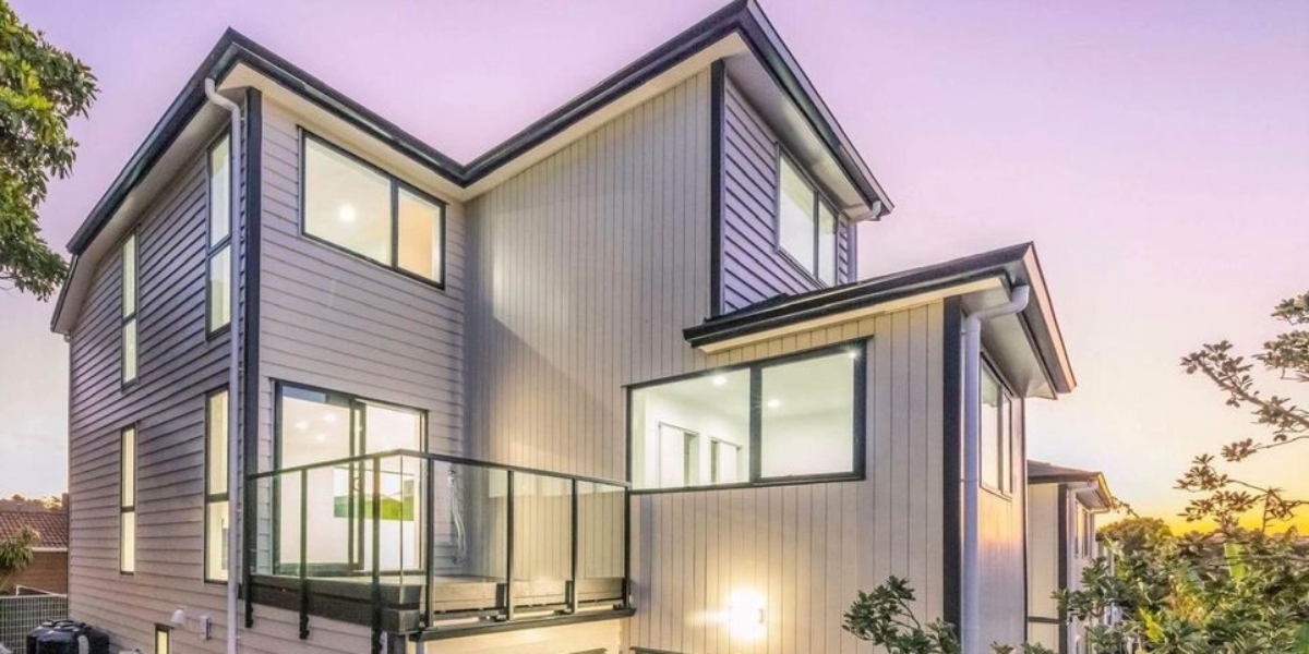 31D Waddell Avenue, Point England,   NZ