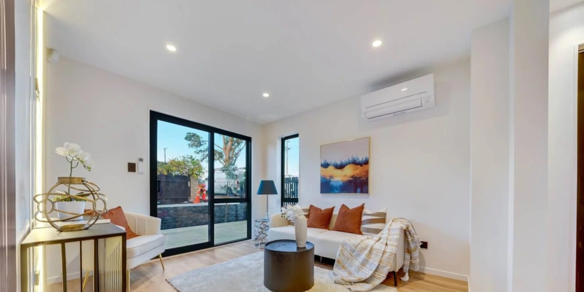 1/511 Massey Road, Mangere,   NZ